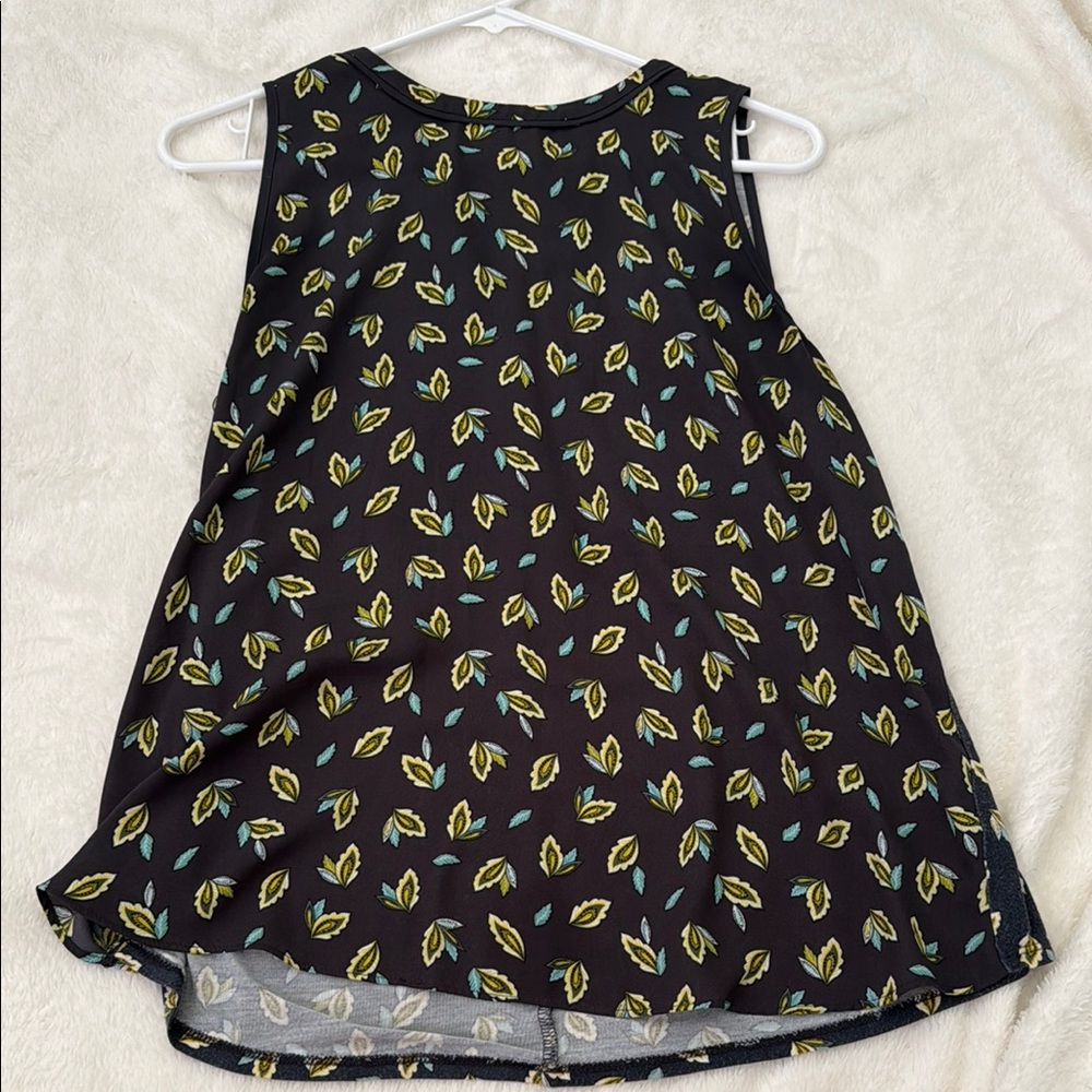 LOFT Dark Gray Print mixed-media Women's Top